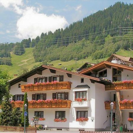Haus Fallesin Sankt Anton am Arlberg Bagian luar foto